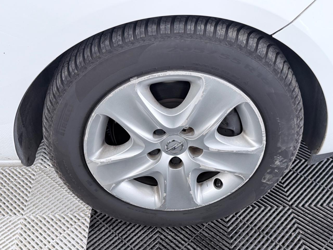 Opel Meriva 1.6CDTI 110CV Design Edition EURO6