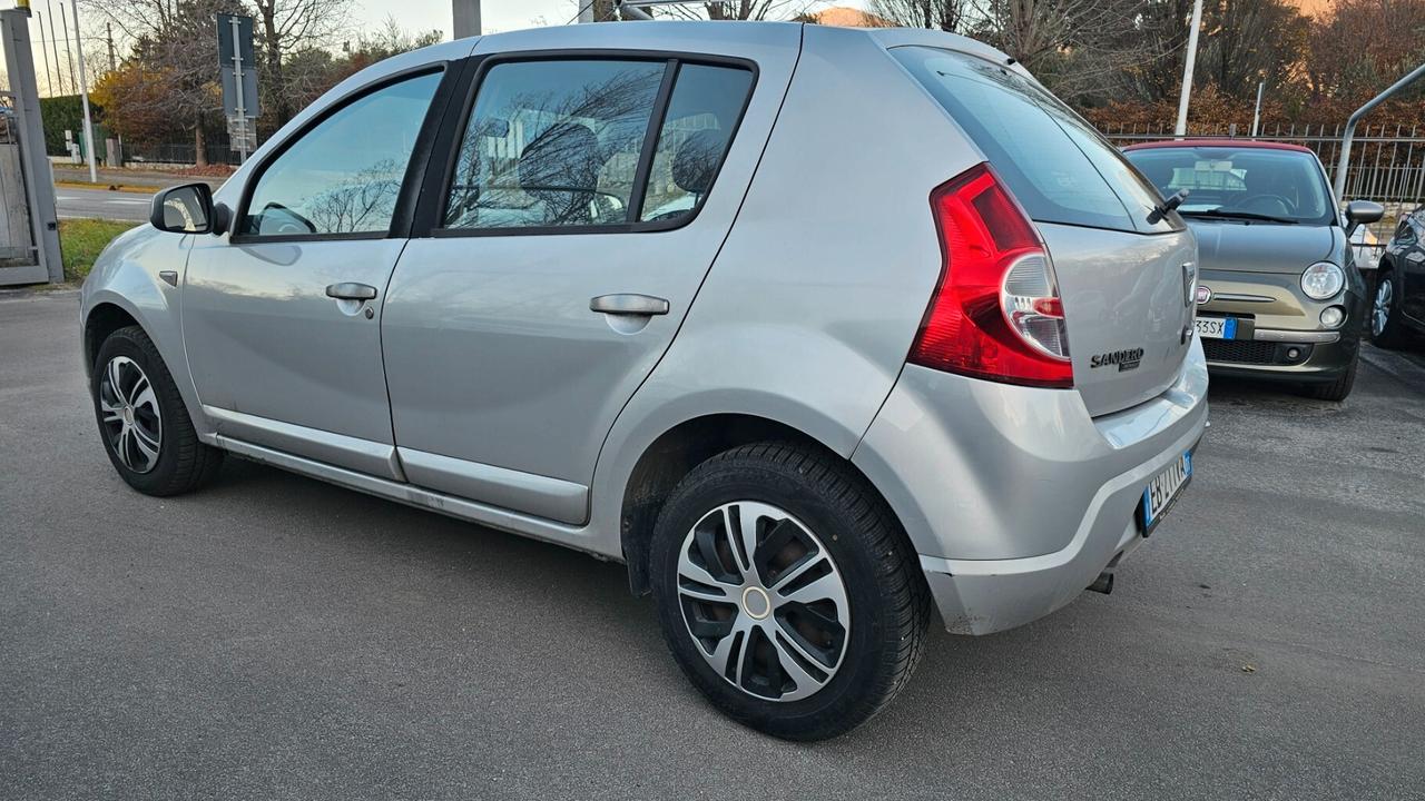 Dacia Sandero 1.4 8V GPL per NEOPATENTATI