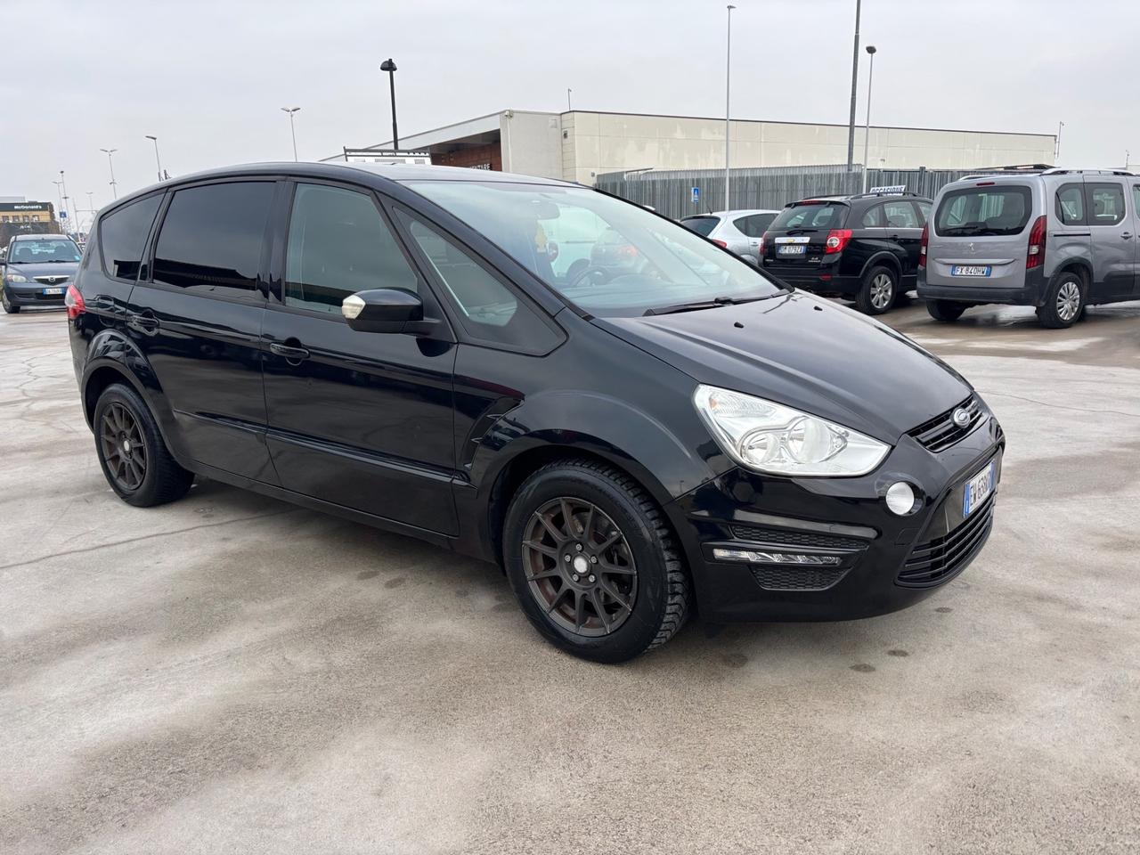 Ford S-Max 2.0 TDCi 163CV Powershift New Titanium