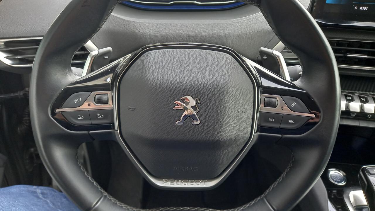 Peugeot 3008 BlueHDi 130 S&S EAT8 Allure