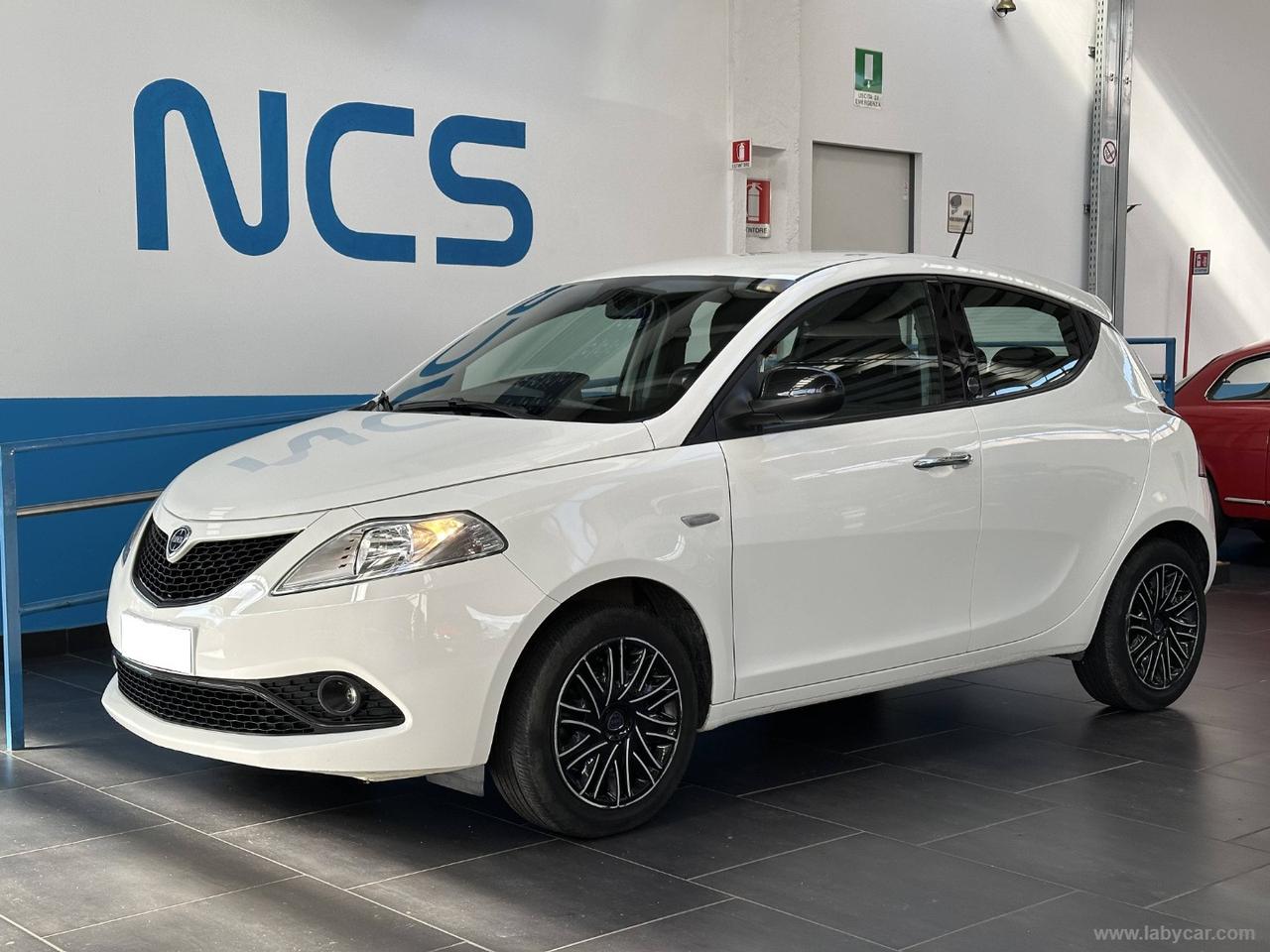 LANCIA Ypsilon 1.0 FireFly 5p.S&S Hyb. Eco Gold