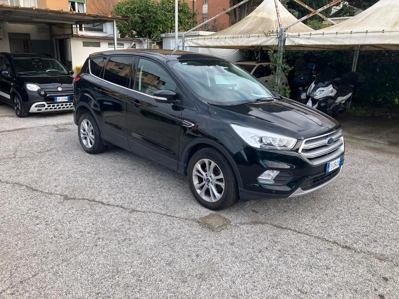 FORD KUGA 1.5 TDCì 120cv Powershift Edition