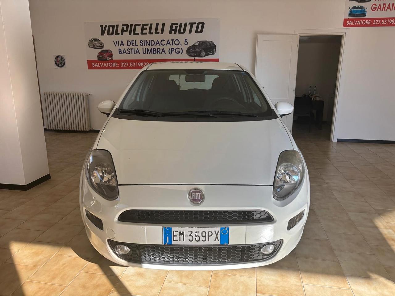 FIAT PUNTO ANNO 2012 BZ METANO ADATTA NEOPATENTATI KM 185 MILA