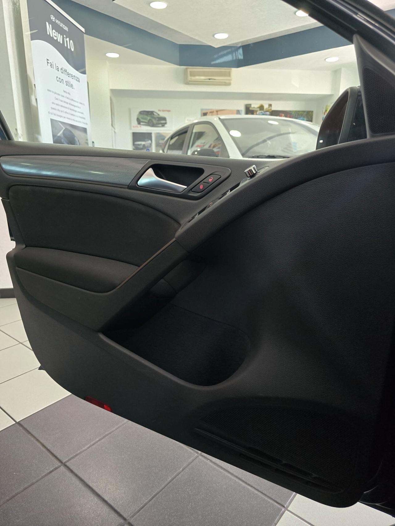 Volkswagen Golf 1.6 TDI 5p. Highline Style