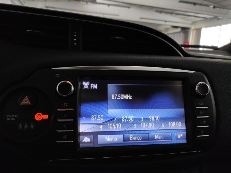 TOYOTA Yaris 3ª serie - Yaris 1.5 Hybrid 5 porte Style