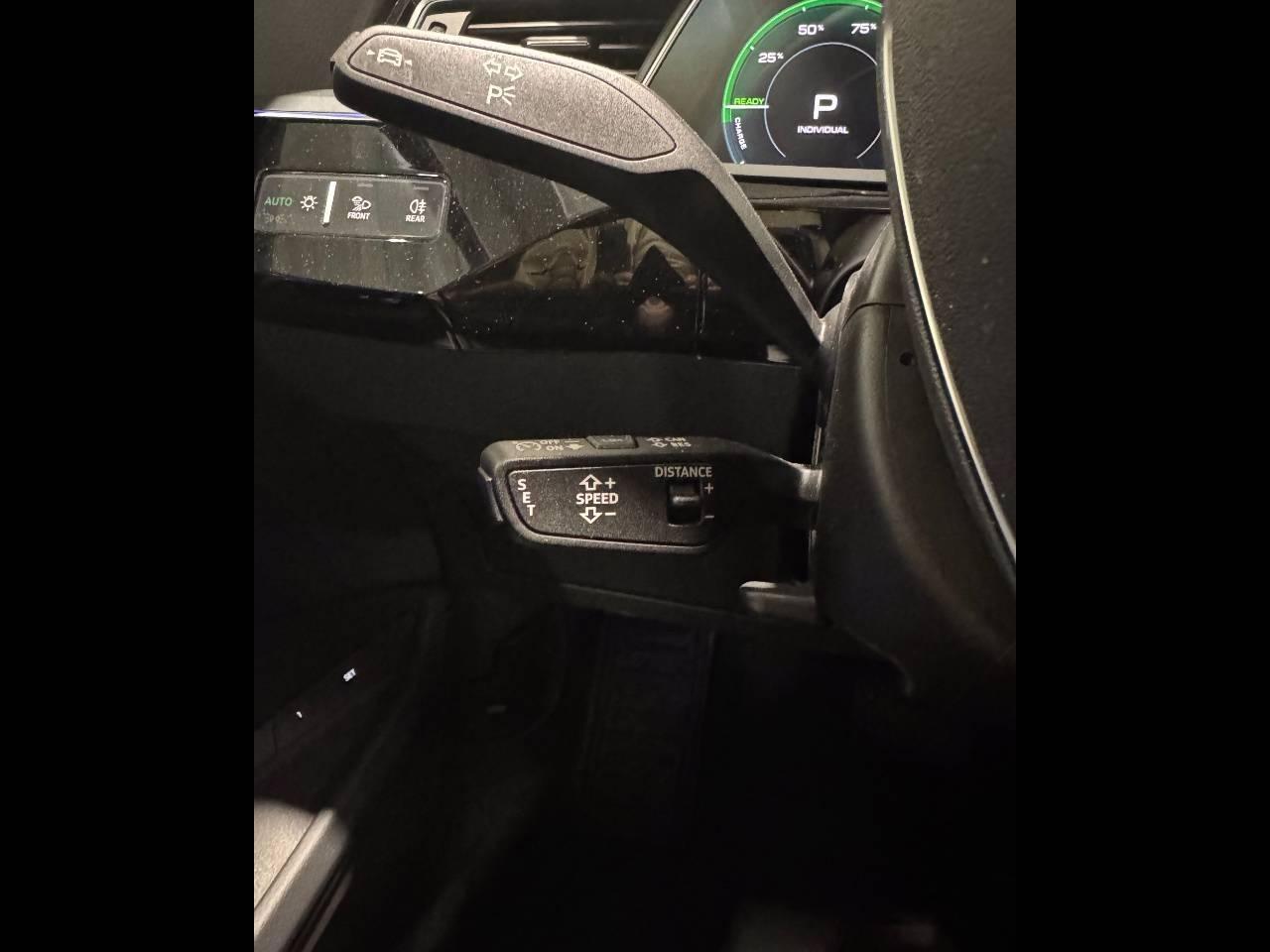 AUDI Q8 E-TRON 55 QUATTRO S LINE - RENT TO BUY