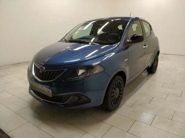 Lancia Ypsilon 1.0 firefly hybrid Silver s e s 70cv