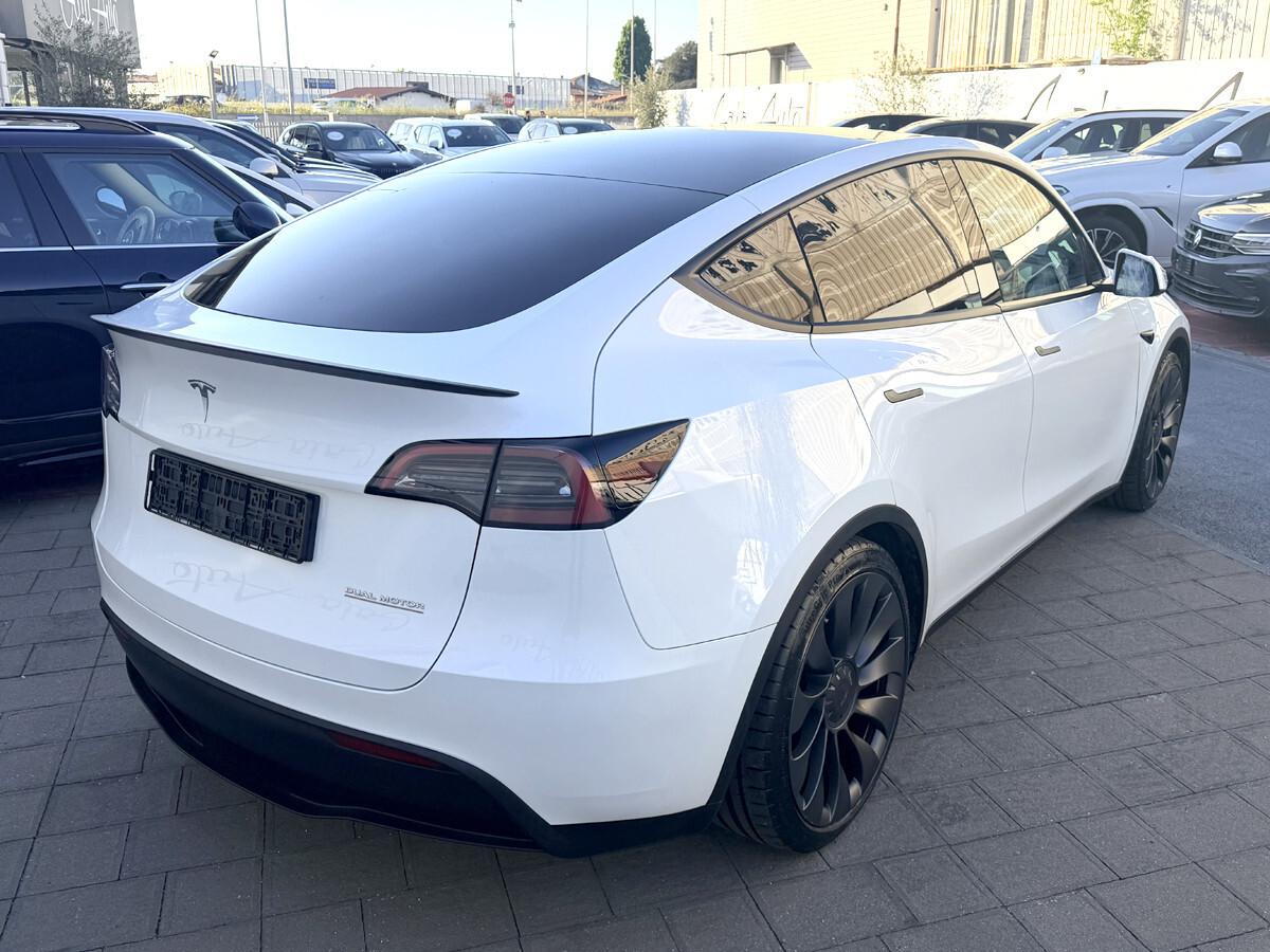 Tesla Model Y PERFORMANCE Dual Motor 533 CV AWD