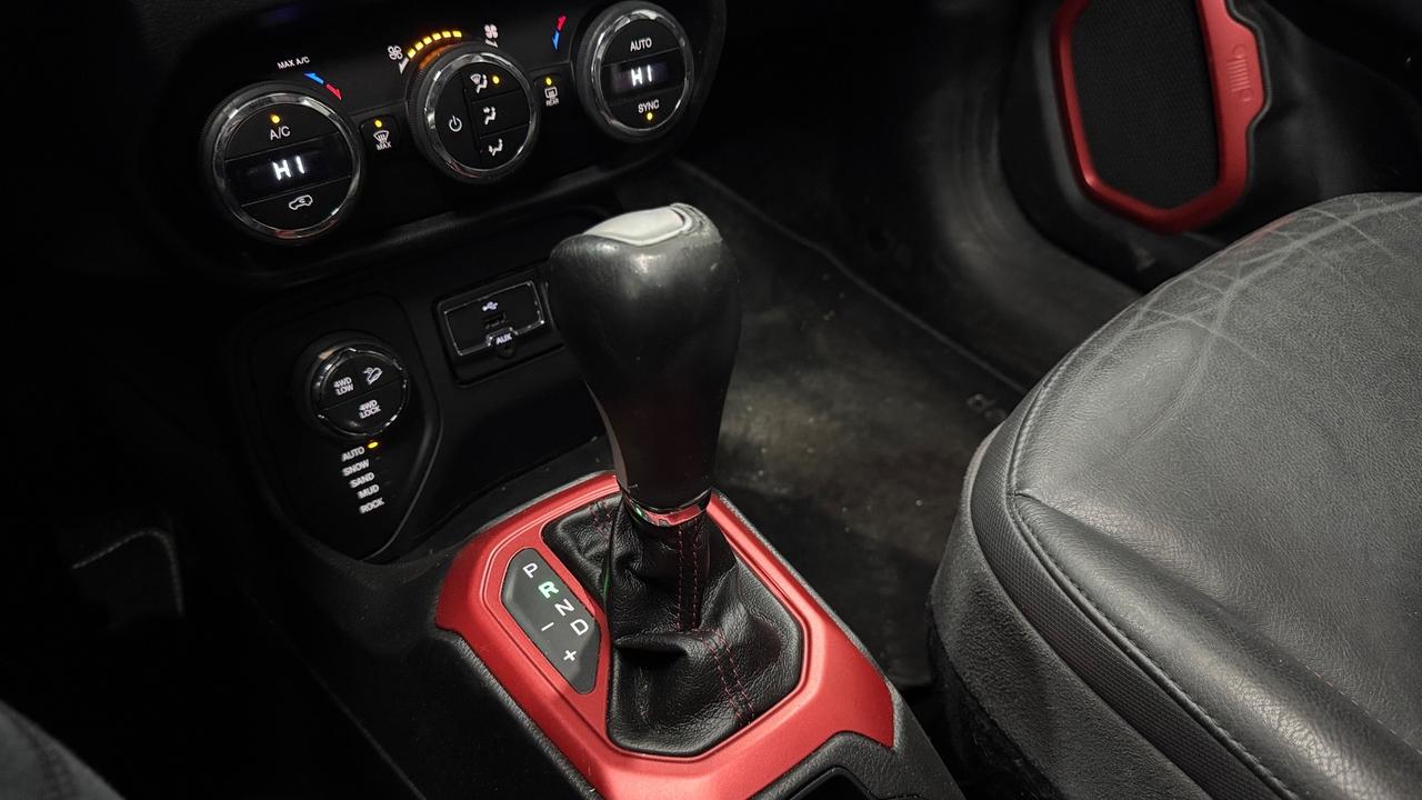 Jeep Renegade 2.0 Mjt 170CV 4WD Active Drive Low Trailhawk