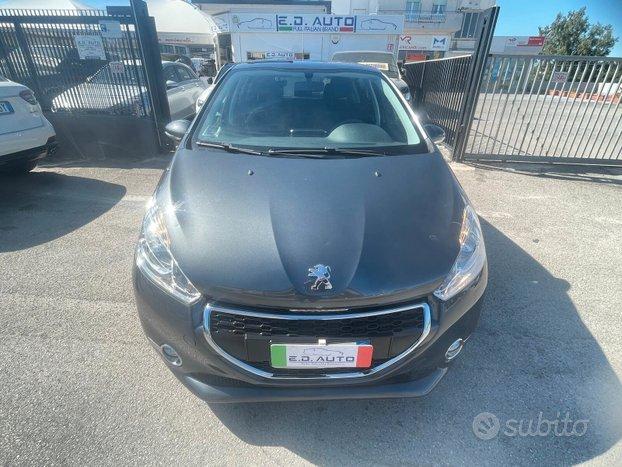 Peugeot 208 1.2 VTi 82 CV 5 porte Allure