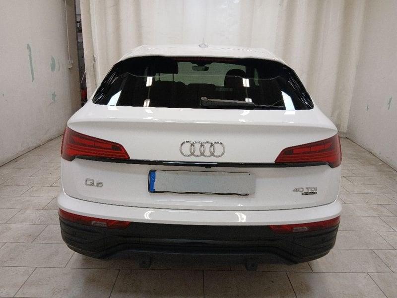 Audi Q5 Sportback 40 2.0 tdi mhev 12V S line quattro s-tronic