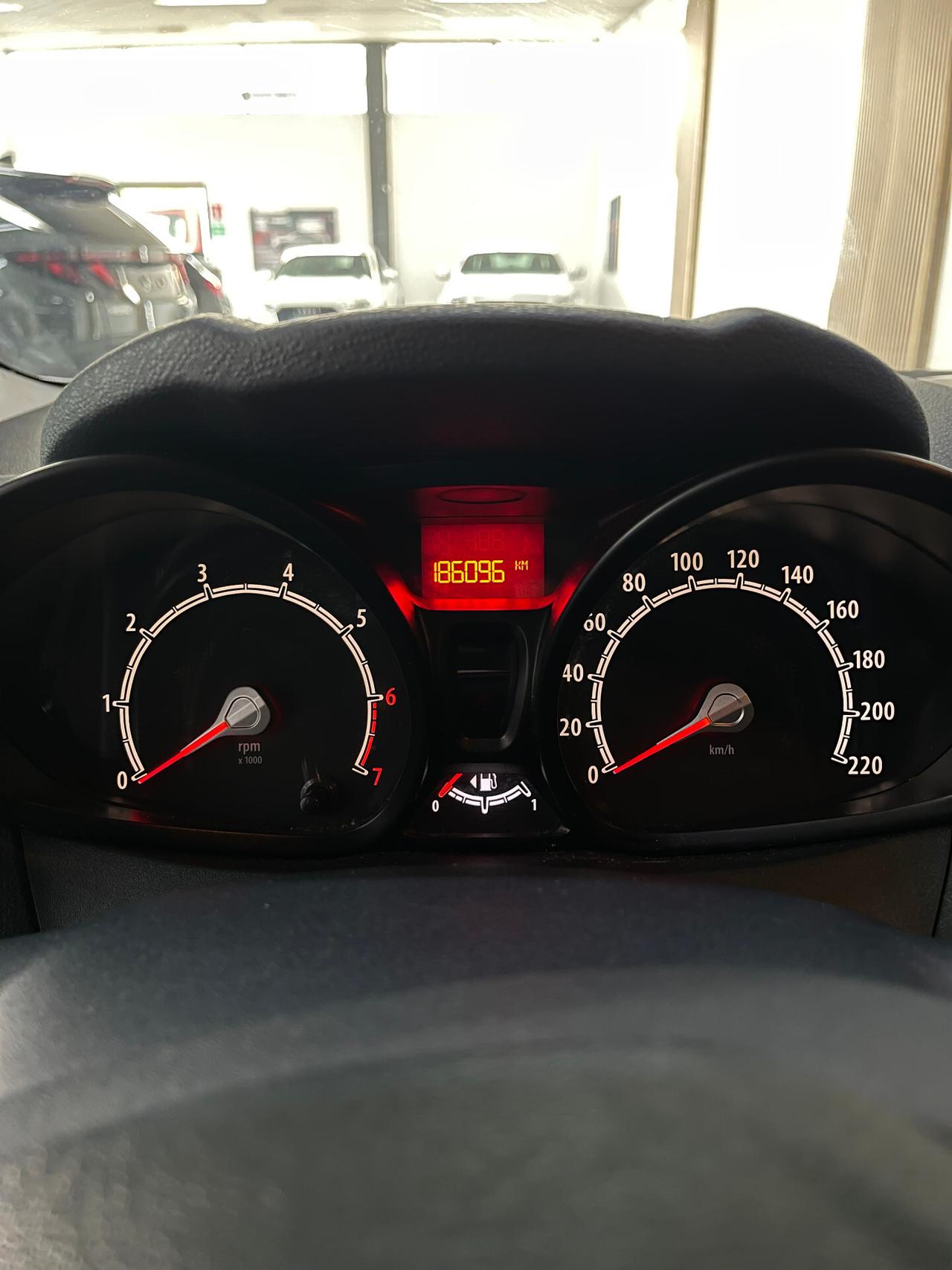 Ford Fiesta 1.4 5 porte Bz.- GPL Titanium - PASSAGGIO INCLUSO