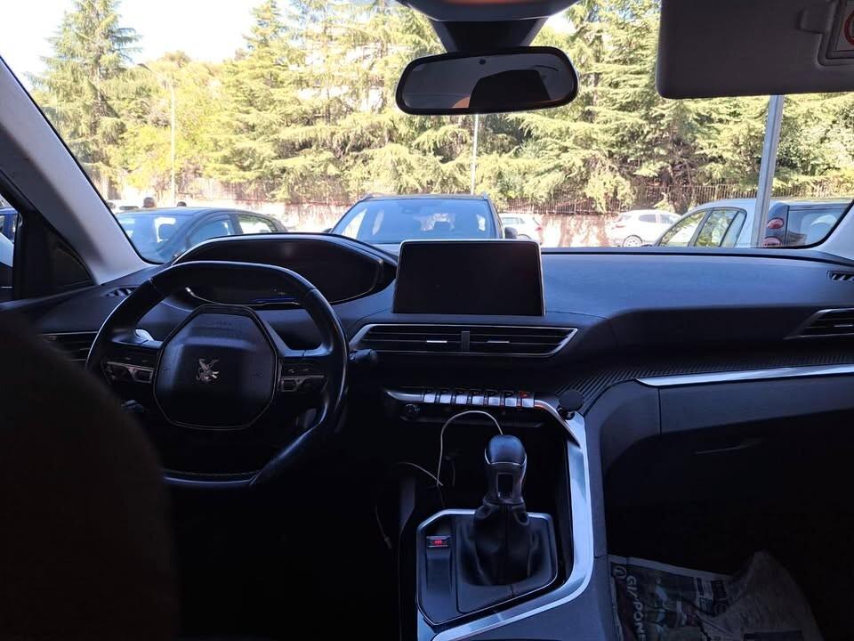Peugeot 3008 BlueHDi 120 S&S Allure