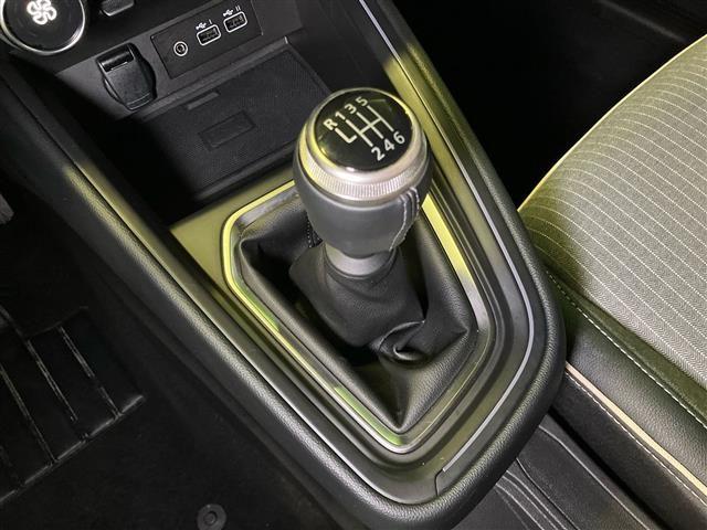 RENAULT Clio 1.0 TCe Techno