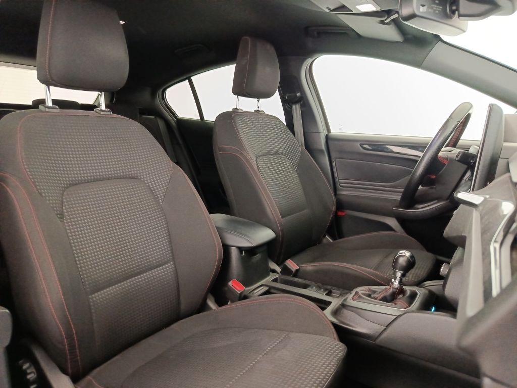 FORD Focus 4ª serie - Focus 1.0 EcoBoost Hybrid 125 CV 5p. ST-Lin