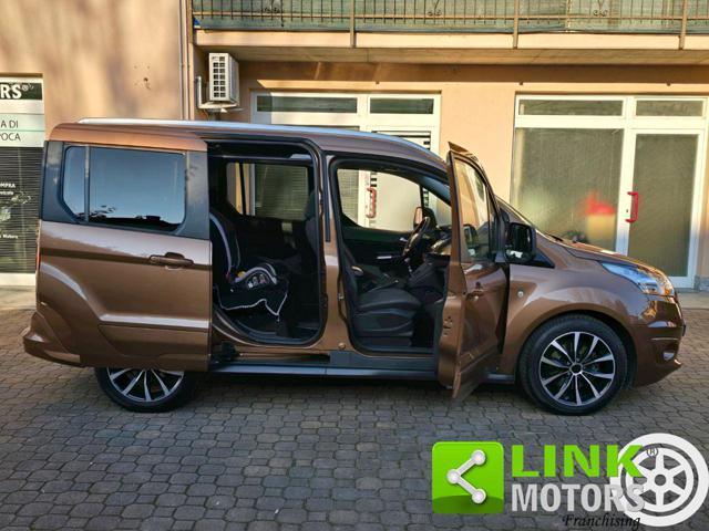 FORD Tourneo Connect 1.6 TDCi 115 CV Titanium GancioTraino