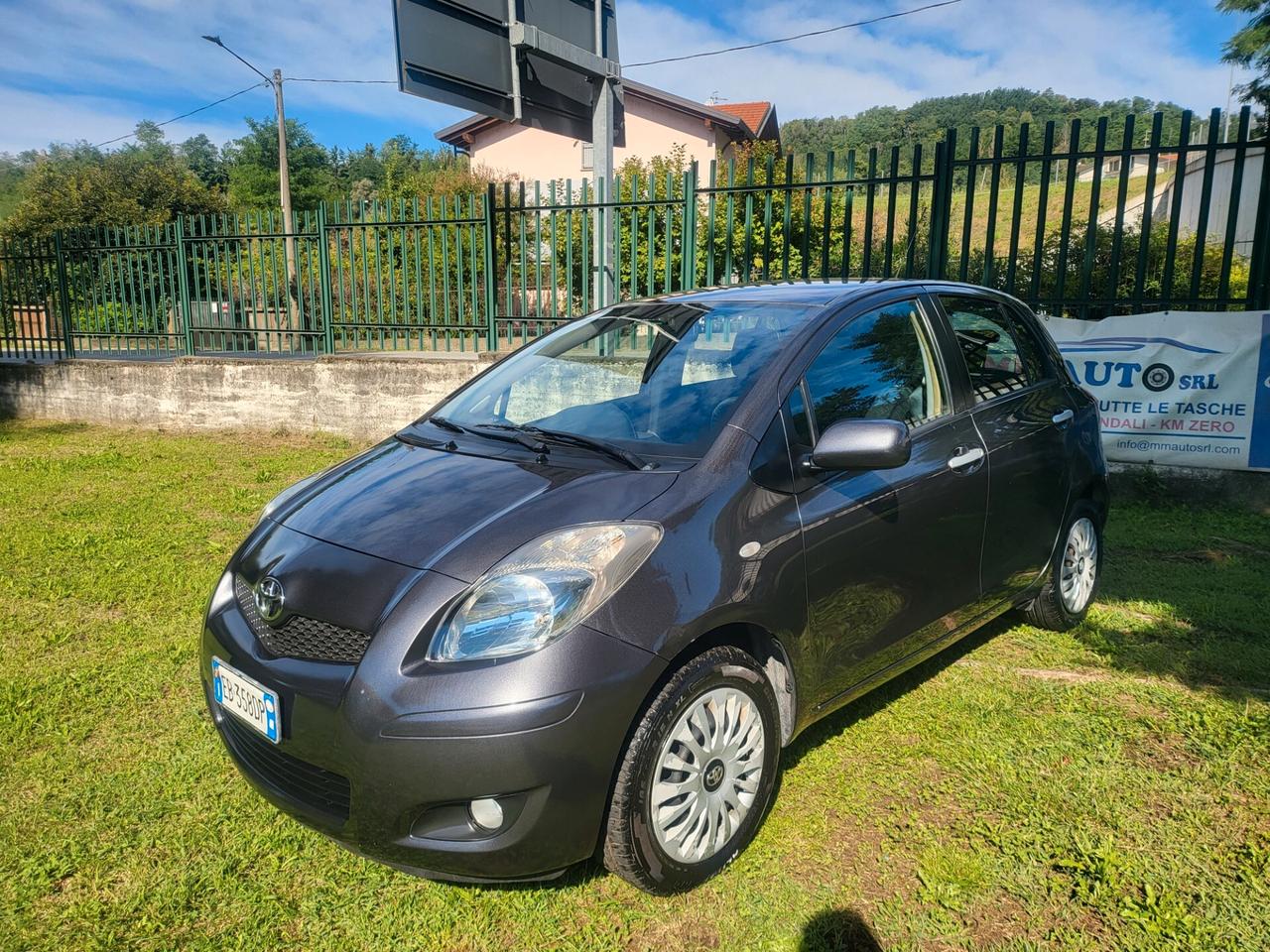 Toyota Yaris 1.0 5 porte Sol