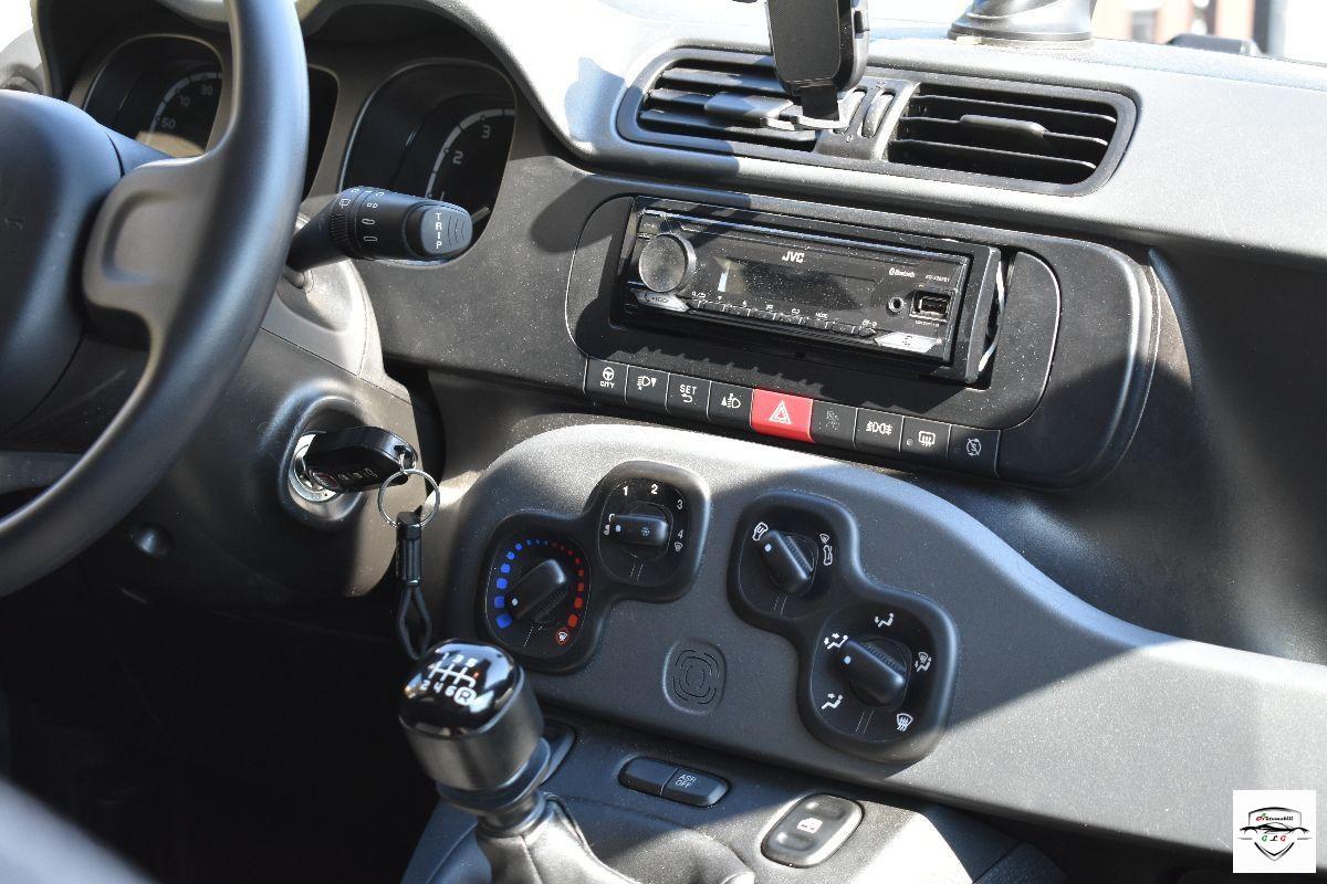 FIAT - Panda - 1.0 FireFly S&S Hybrid City Cross