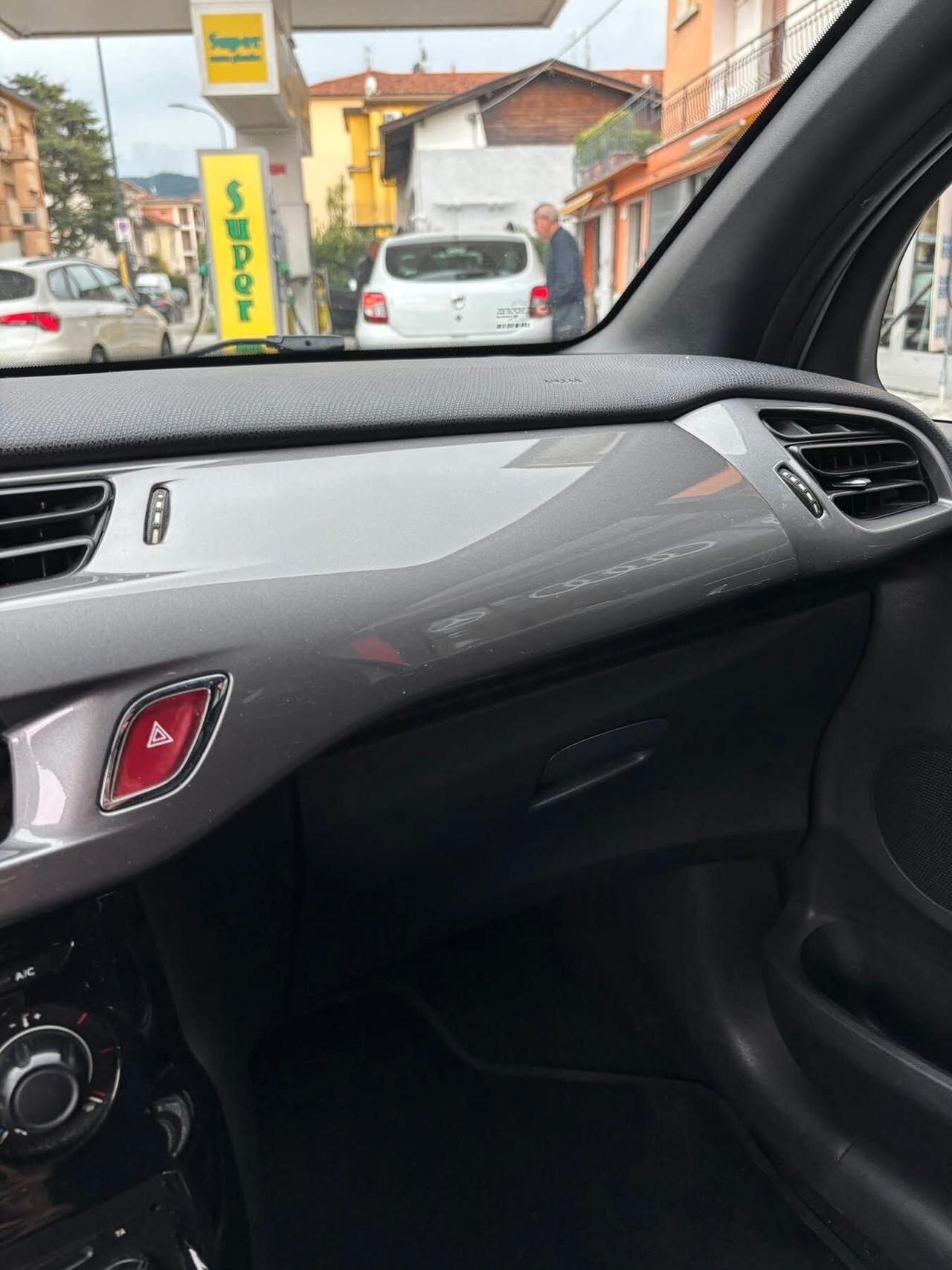 Ds DS3 3 1.6 e-HDi 90 So Chic NEOPATENTATI