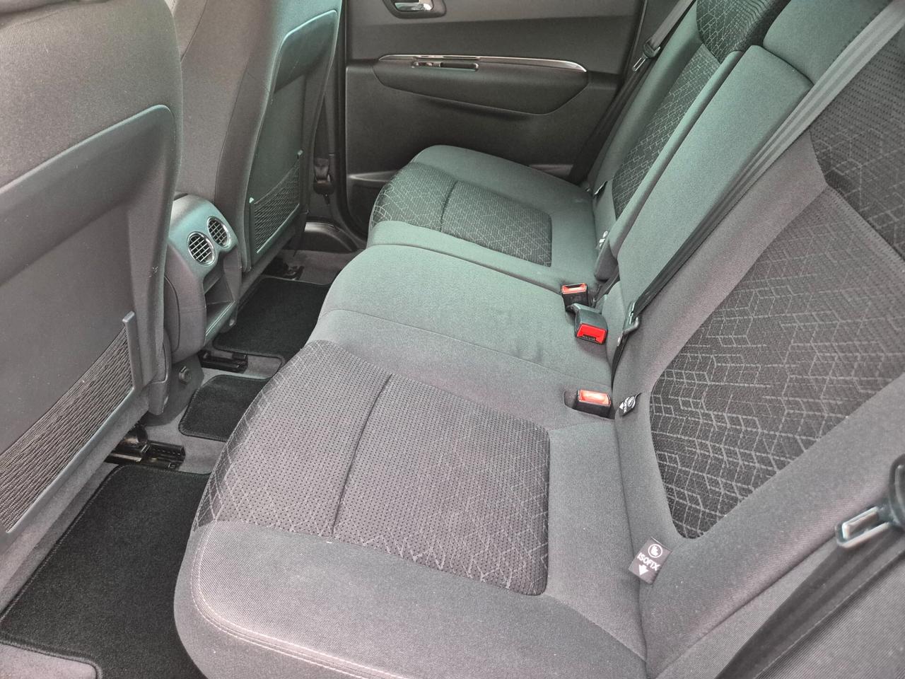 Peugeot 3008 1.6 HDi 115CV Business