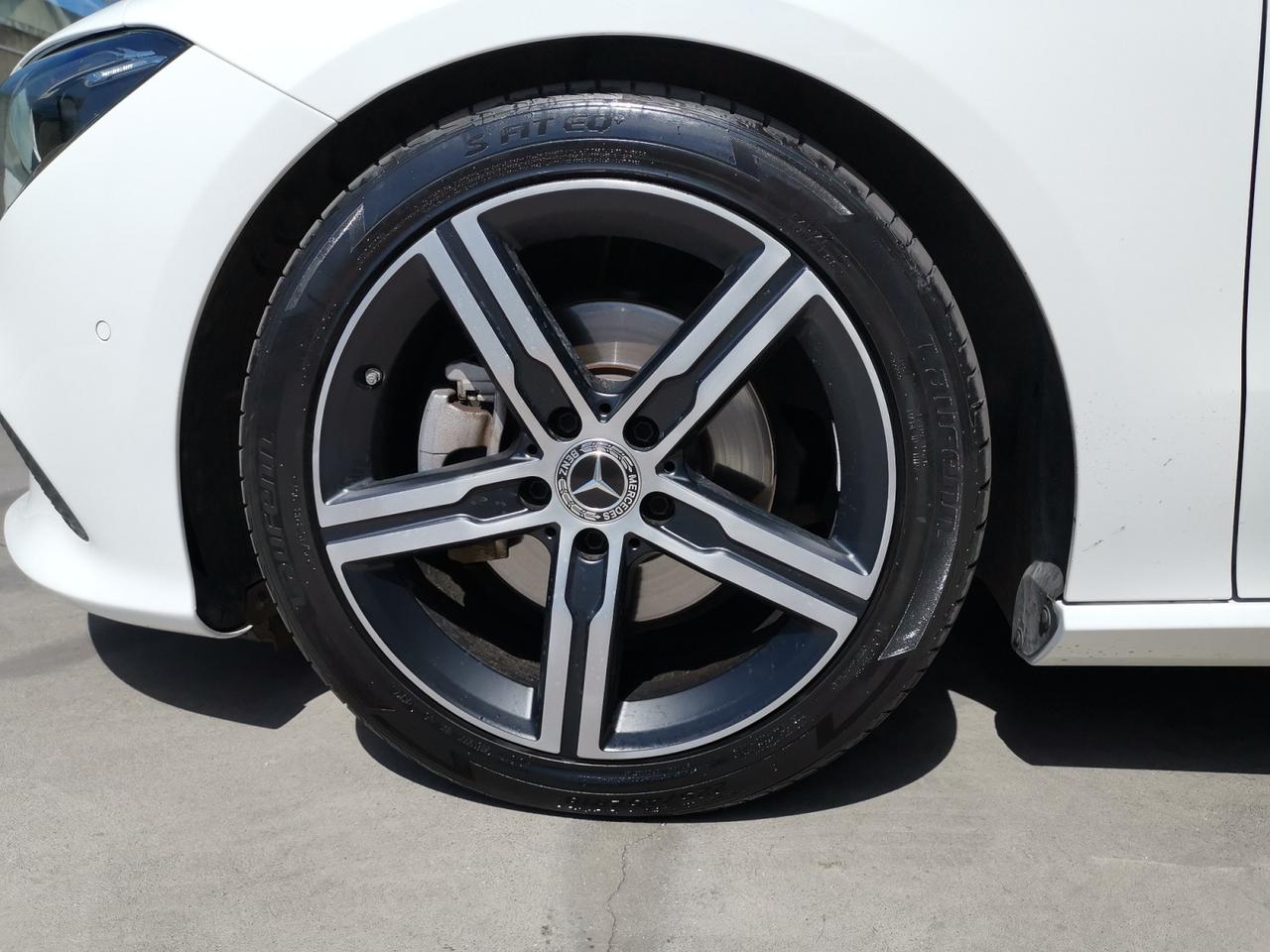 Mercedes-Benz CLA Sh.Brake - X118 - CLA Shooting Brake 200 d Night edition auto