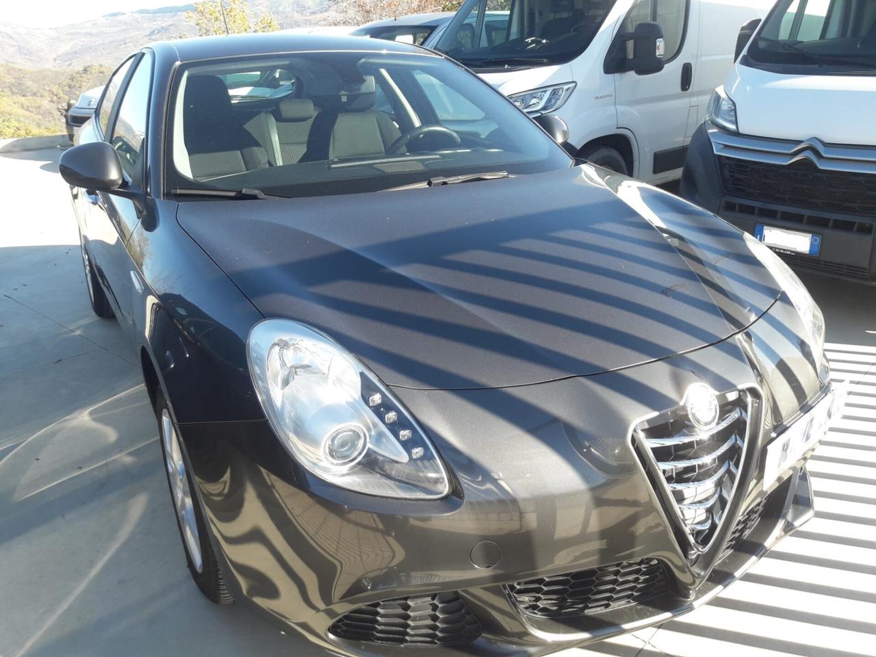 Alfa Romeo Giulietta 1.6 JTDm-2 105 CV Distinctive