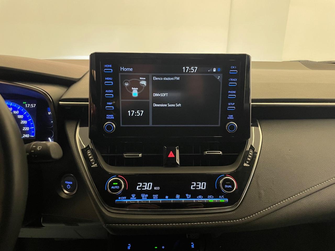 Toyota Corolla 2.0 Hybrid Style