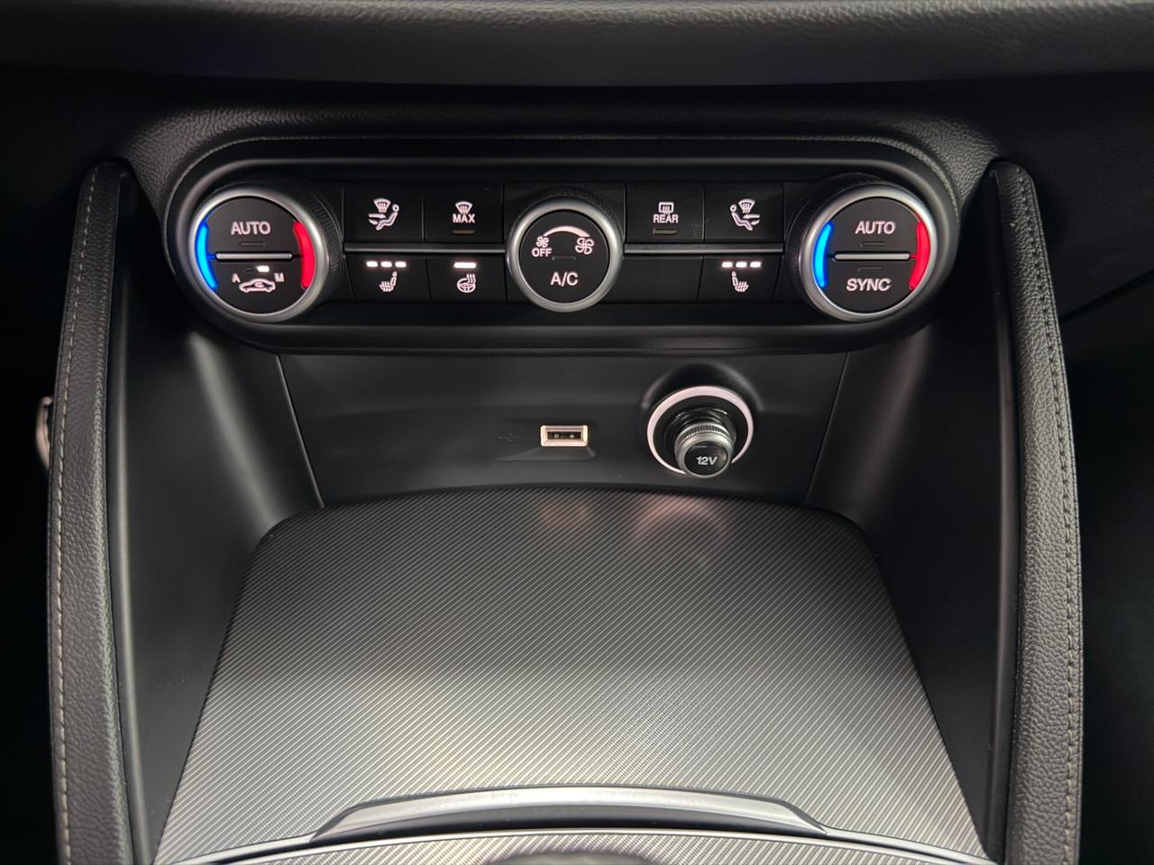 Alfa Romeo Stelvio 2.2 TD 210 CV VELOCE AT8 Q4 DISTRIBUZIONE ESEGUITA PERFETTA UNICO PROPRIETARIO TAGLIANDATA