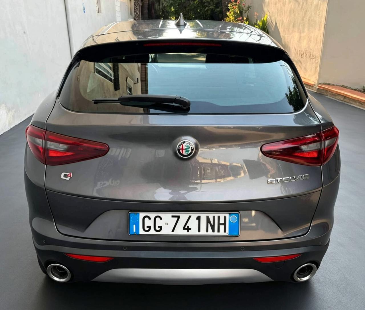 Alfa Romeo Stelvio 2.2 Turbodiesel 190 CV AT8 Q4 Business