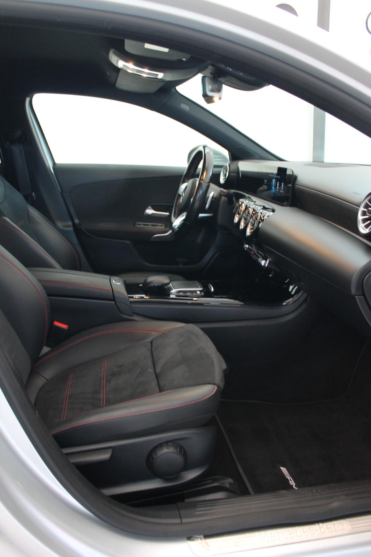 Mercedes-benz A 220 d Automatic Premium