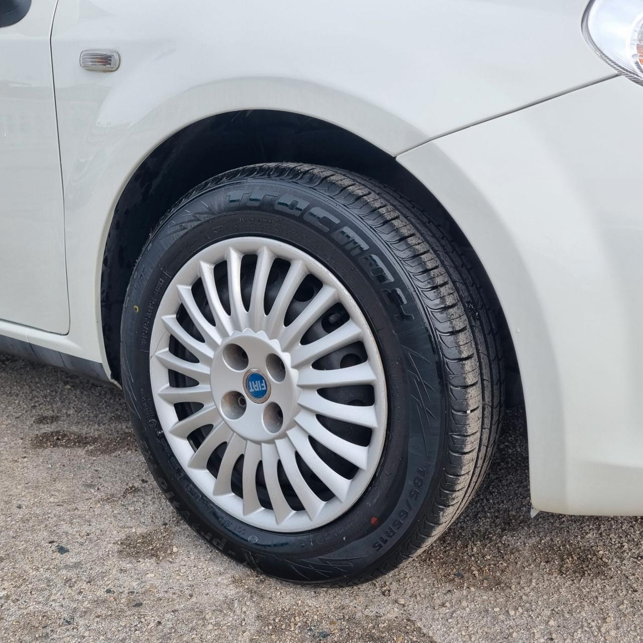 Fiat Grande Punto 1.3 MULTIJET 75CV 100.000KM