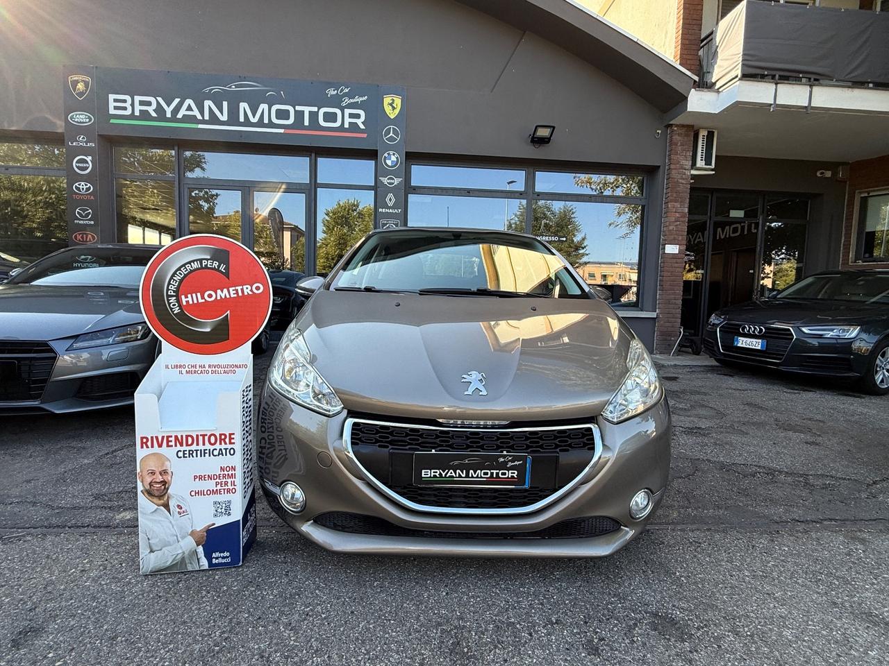 Peugeot 208 1.4 HDi 68 CV 5 porte Allure