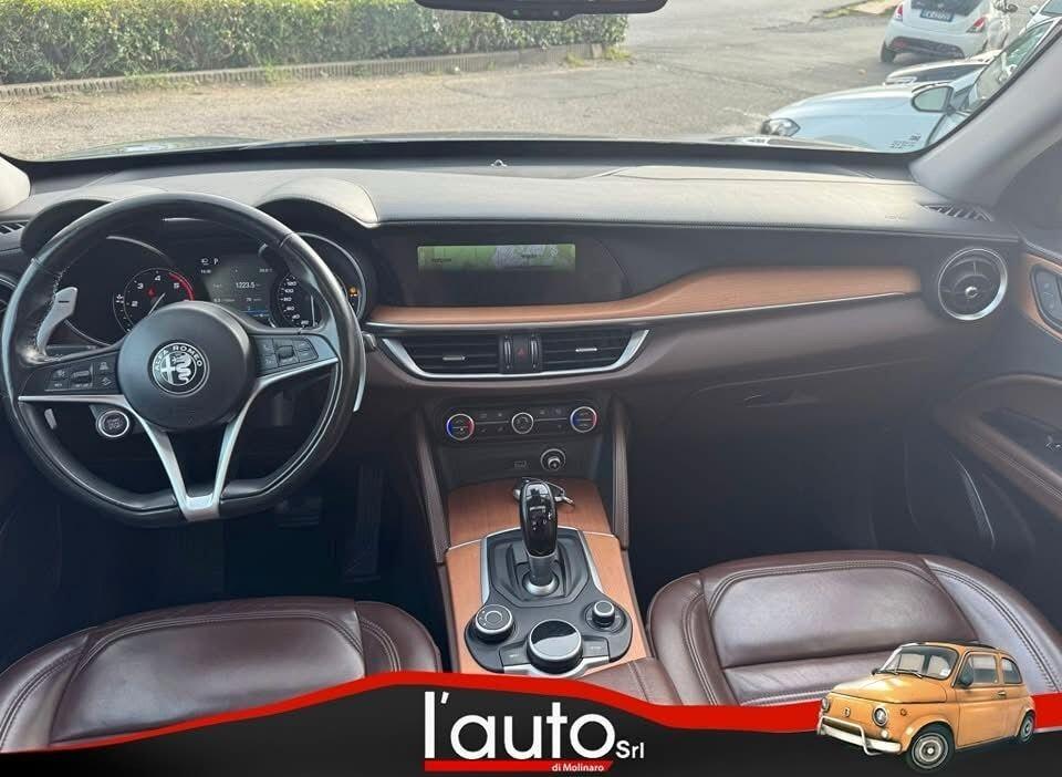 Alfa Romeo Stelvio 2.2 Turbodiesel 210 CV AT8 Super Q4 TETTO
