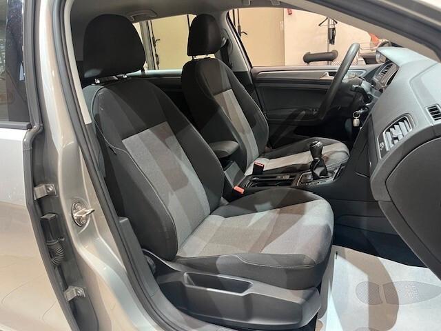Volkswagen Golf 5p 1.4 tgi Comfortline Business *METANO*