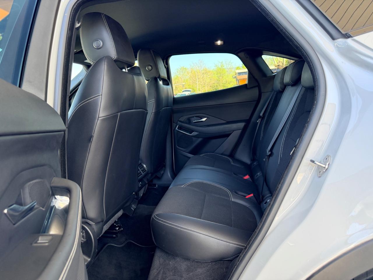 Jaguar E-Pace 2.0D 150 CV AWD aut. R-Dynamic HSE gesso