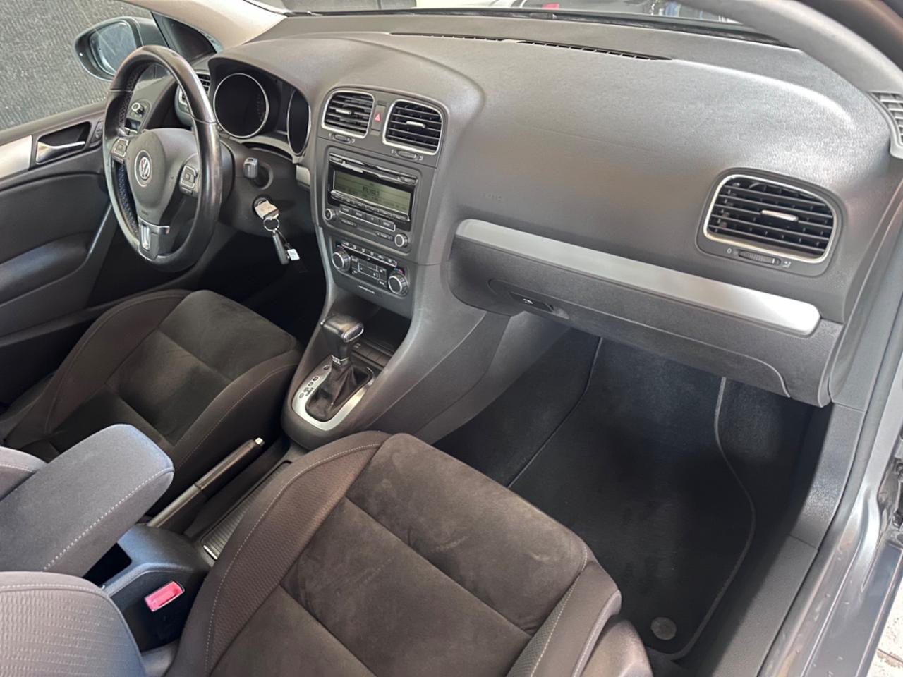 Volkswagen Golf 1.6 TDI DSG 5p. Highline