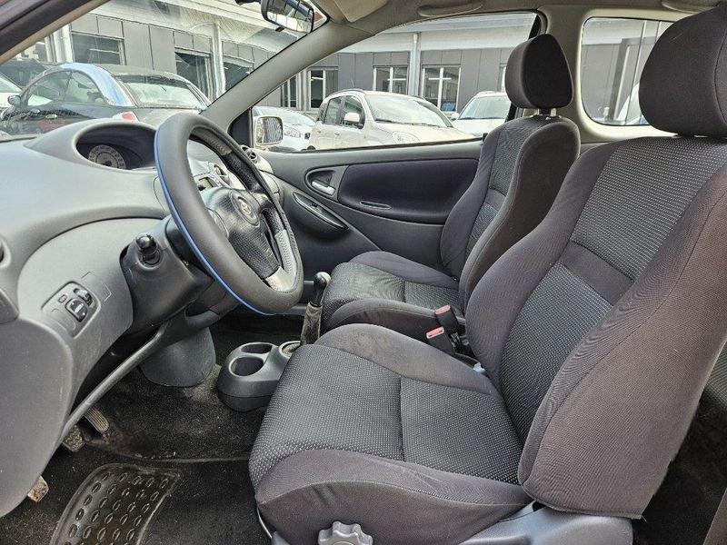 Toyota Yaris 1.5i 16V cat 3 porte T Sport