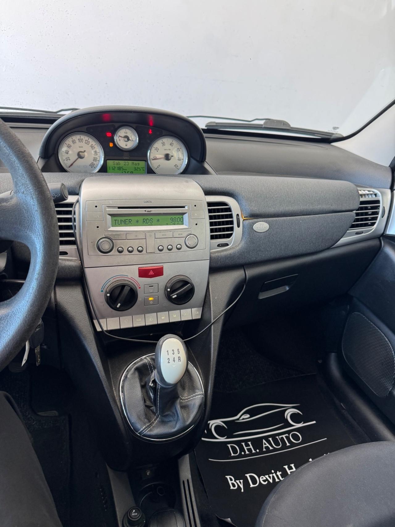 Lancia Ypsilon 1.2 69 CV Platinum