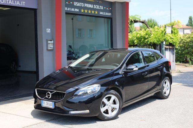 VOLVO V40 D2 2.0d UniPropietario Tagliandata per NEOPATENTAT