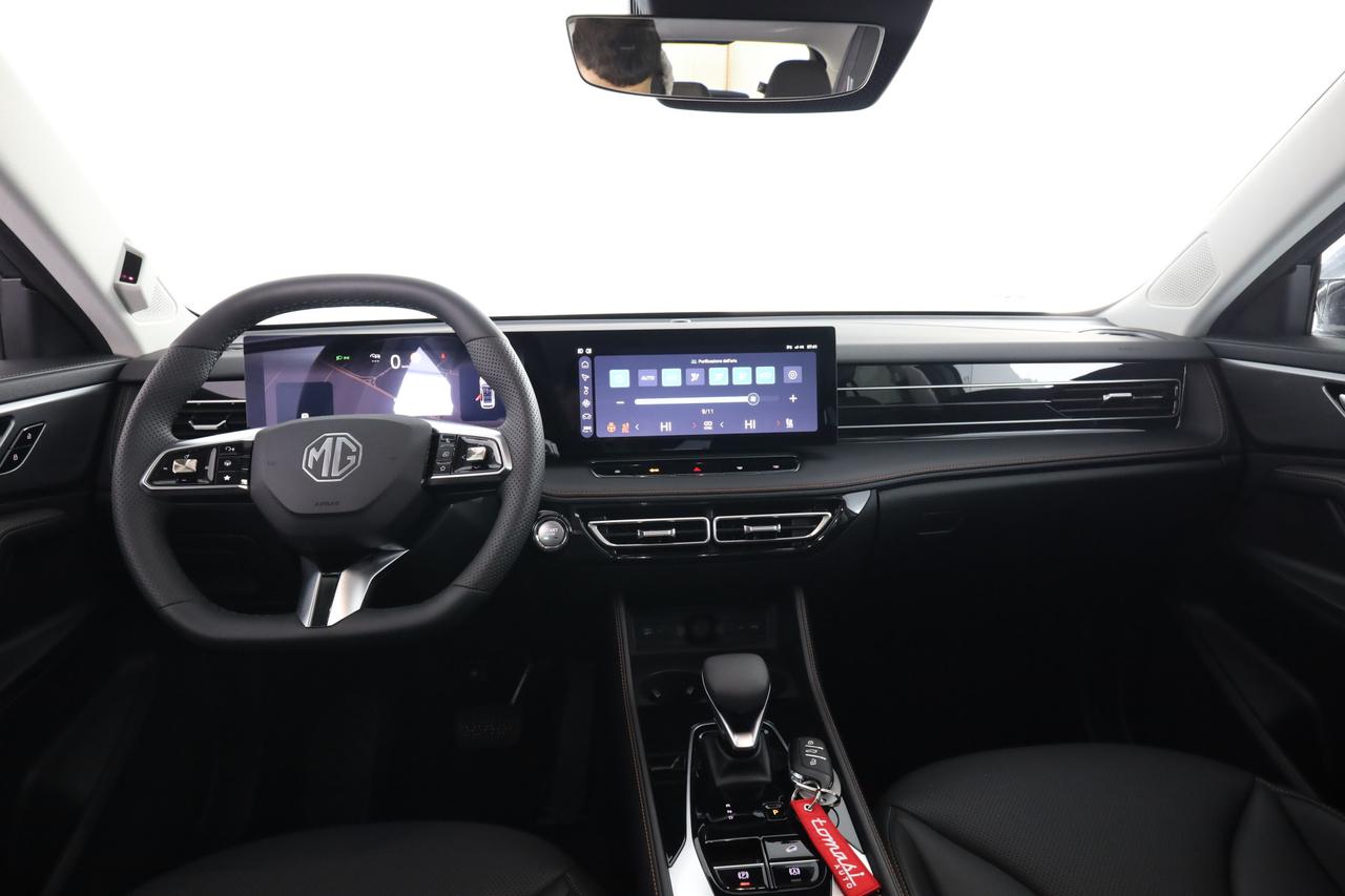 MG HS (2024-->) HS HEV Luxury