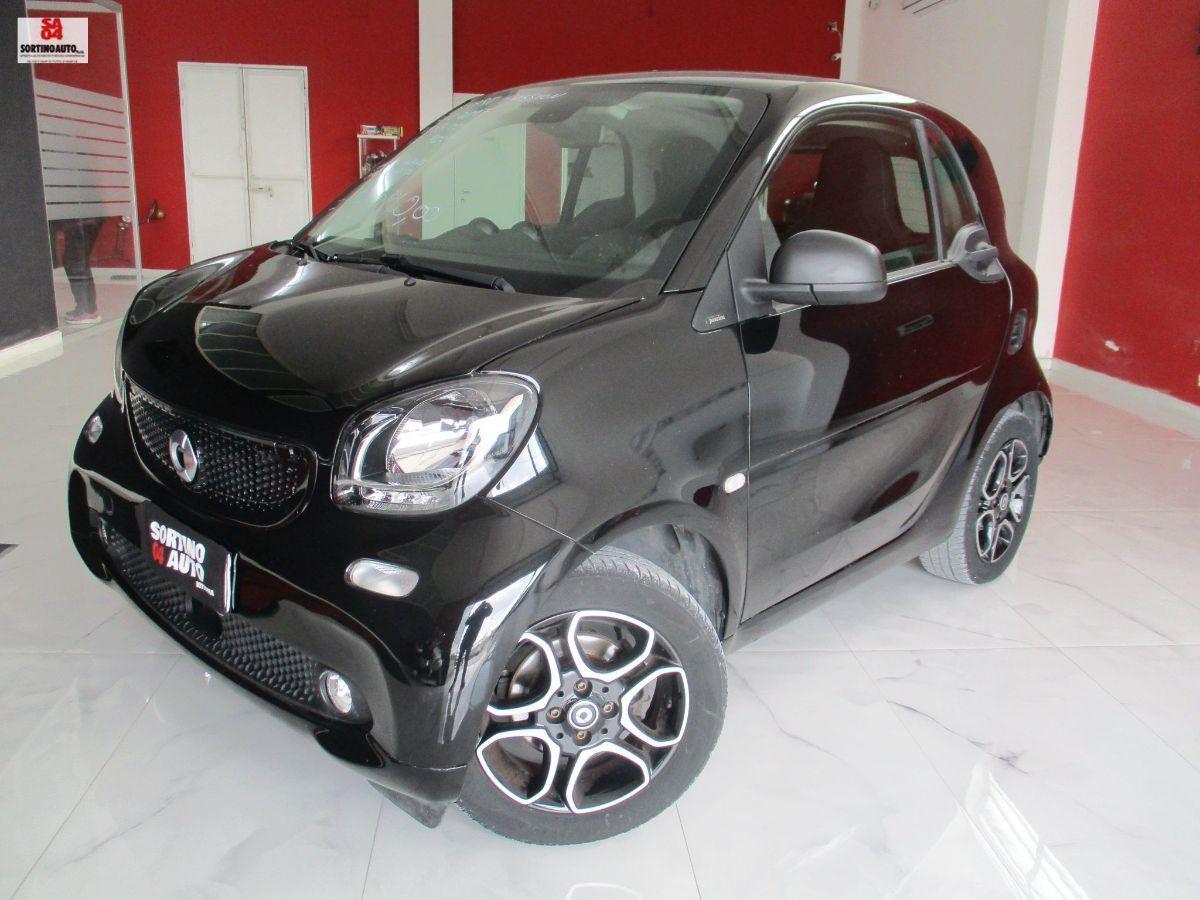 SMART Fortwo 70 1.0 t.amic Passion-2017 KM85000