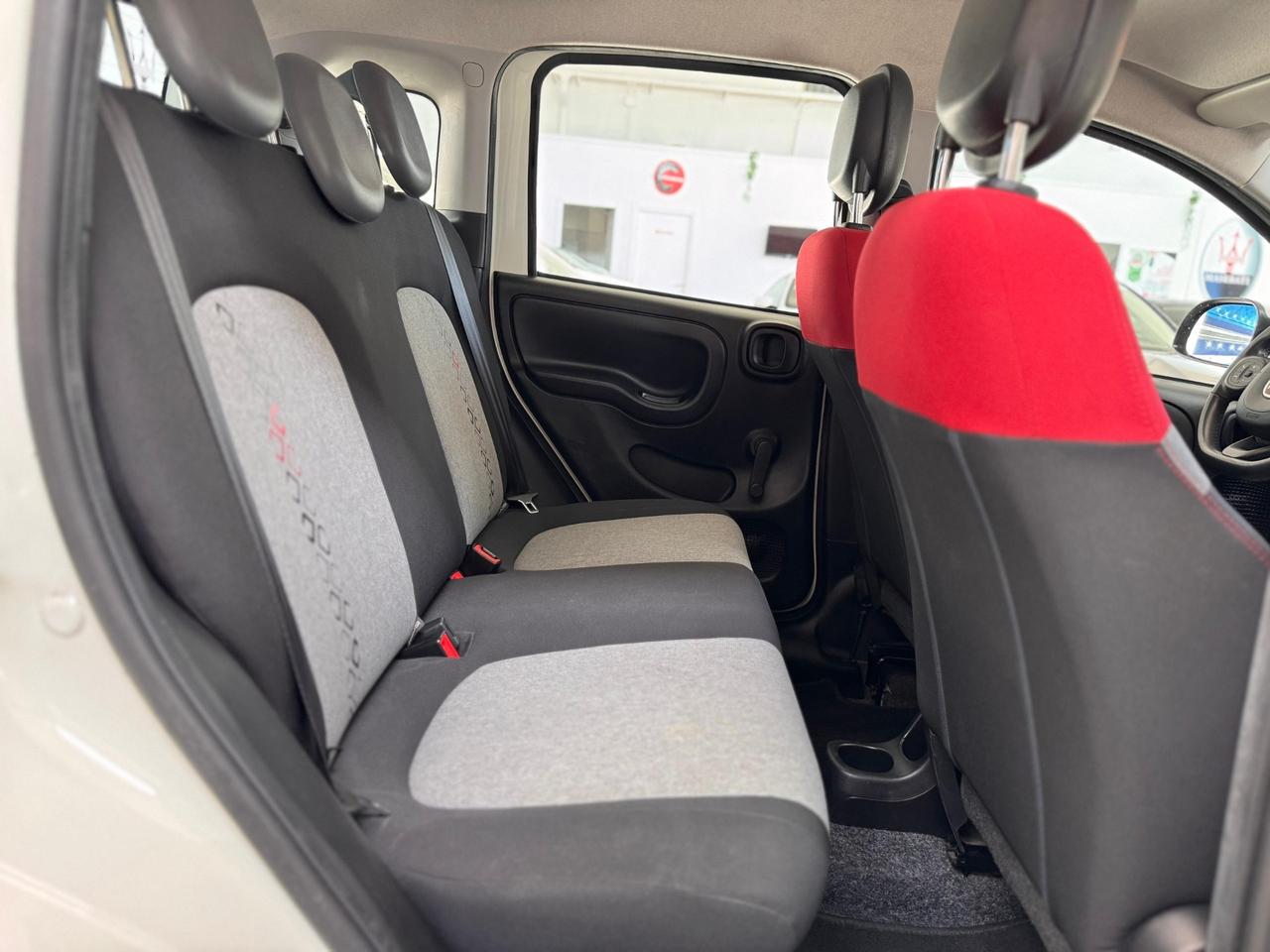 Fiat Panda 0.9 TwinAir Turbo Natural Power Lounge
