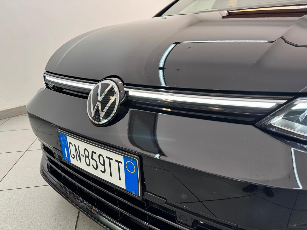 Volkswagen Golf 2.0 TDI 150 CV DSG R-Line 2023 Tetto Apribile