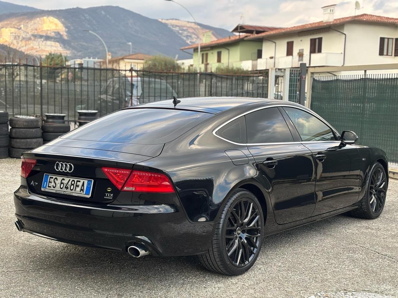 Audi a7 solo per rivenditori o export