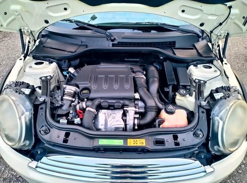 Mini Cooper D Clubman 1.6 16V Salt