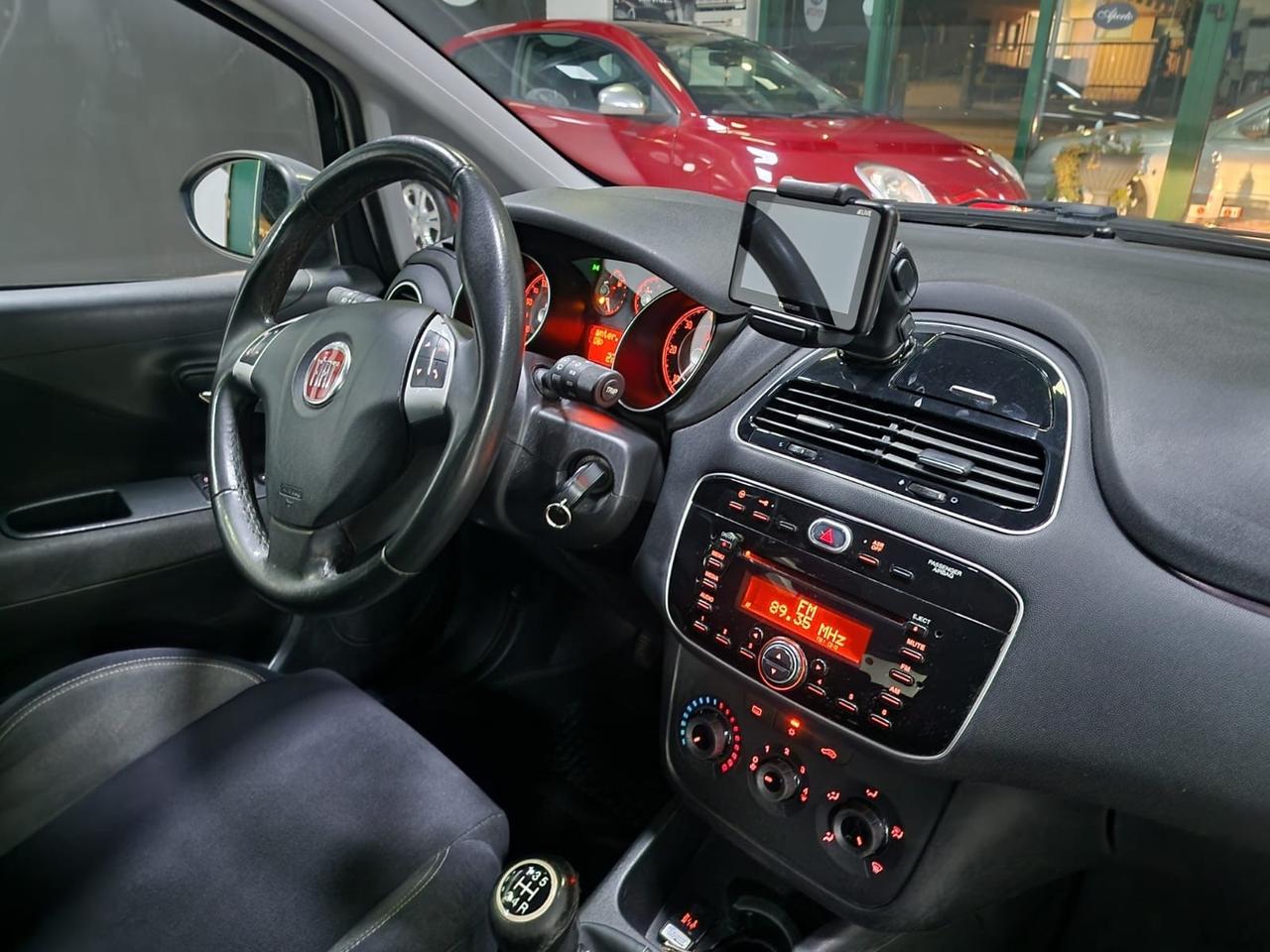 Fiat Punto 1.3 MJT II 75 CV 5 porte Lounge OK NEOPATENTATI