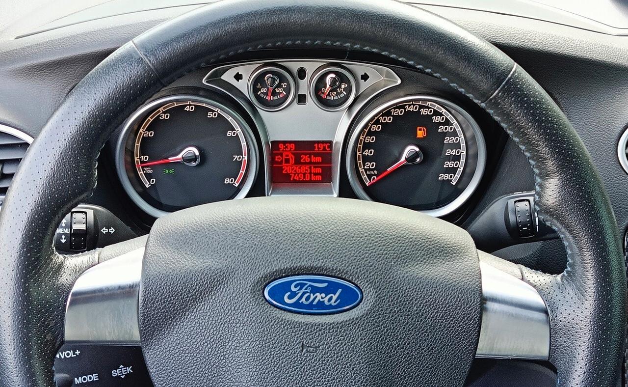 Ford Focus 2.5T (305CV) 3p. RS