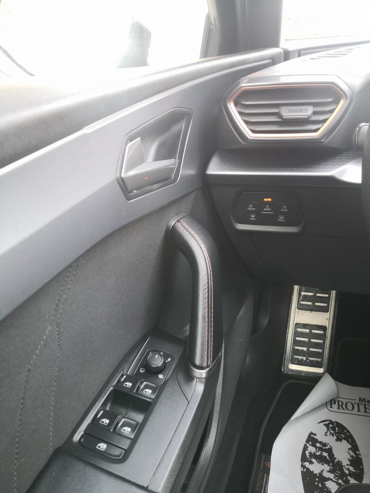 Cupra Leon 1.5 Hybrid DSG ***GARANZIA UFFICIALE VW/CUPRA***