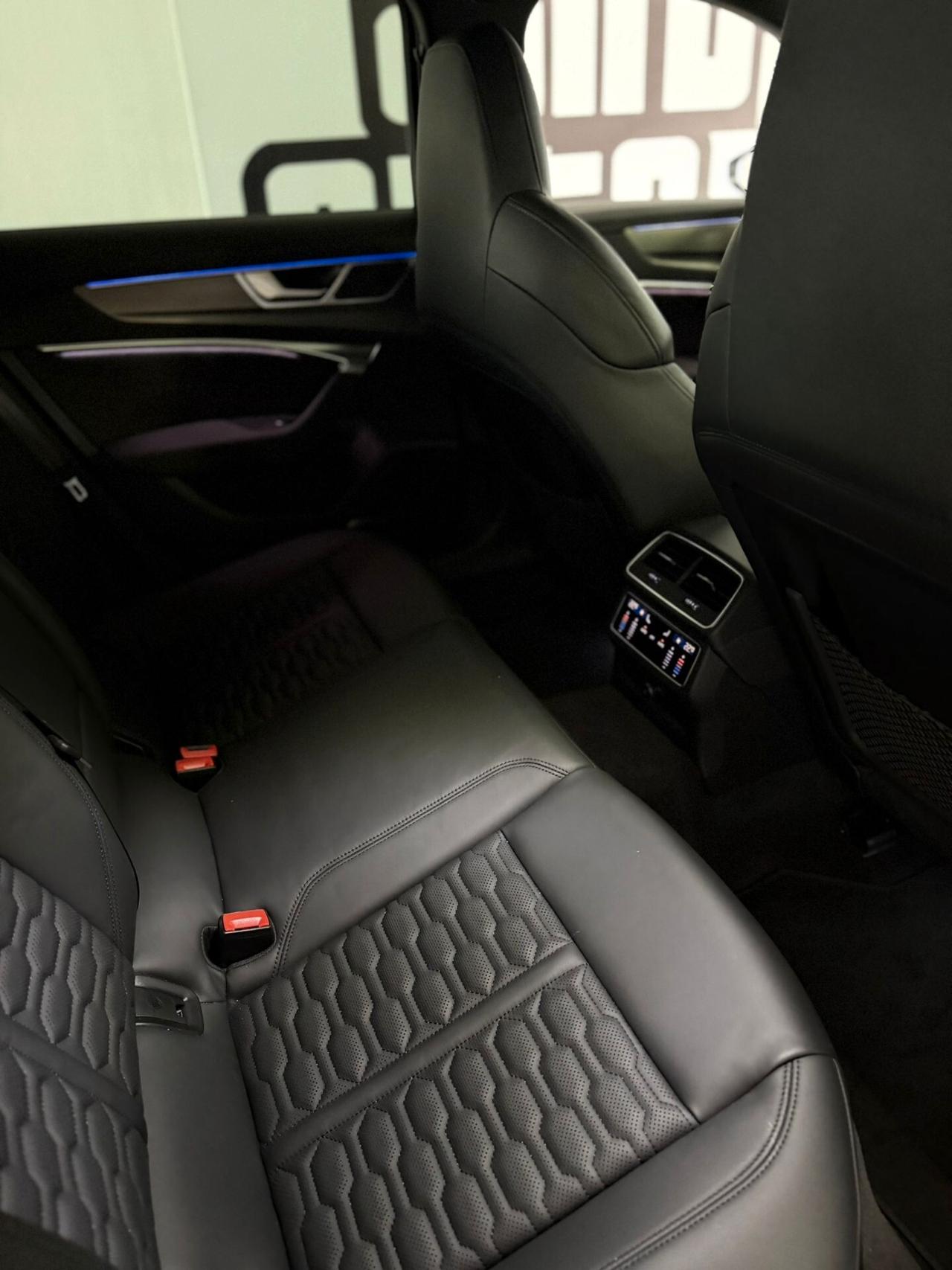 Audi A6 RS 6 Avant 4.0 TFSI V8 quattro tiptronic