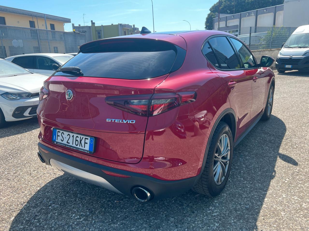 Alfa Romeo Stelvio 2.2 Turbodiesel 180 CV AT8 RWD Business